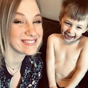 Meet your Posher, Leah